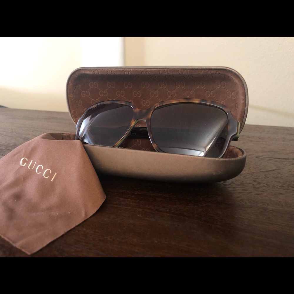 Gucci GG 3583/S Brown Tortoise Sunglasses